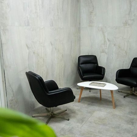 Astar Apartments - Extra Large Radauti Luaran gambar