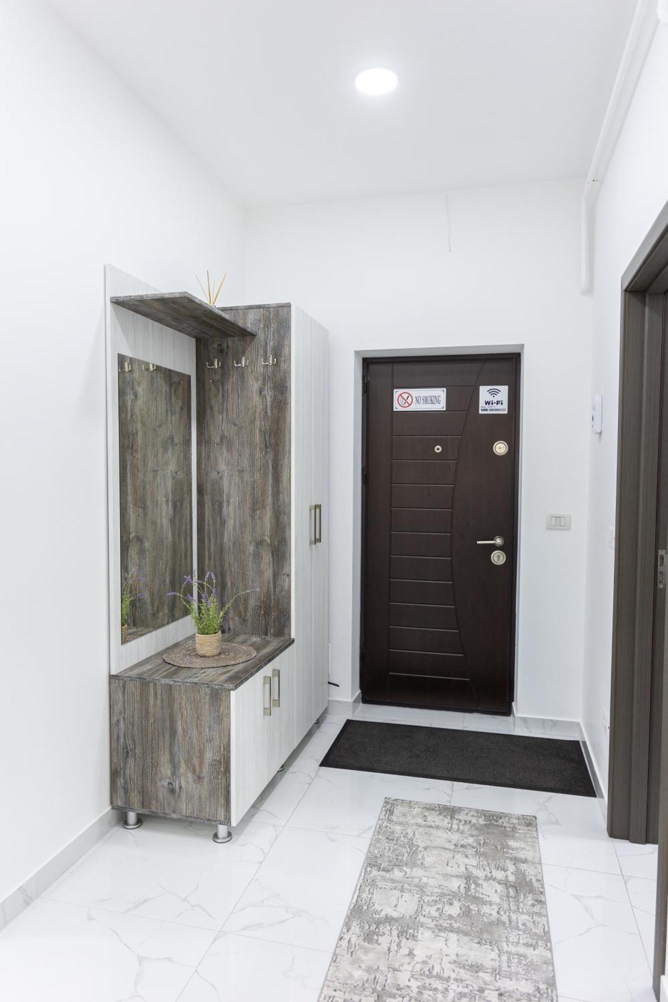 Astar Apartments - Extra Large Radauti Luaran gambar