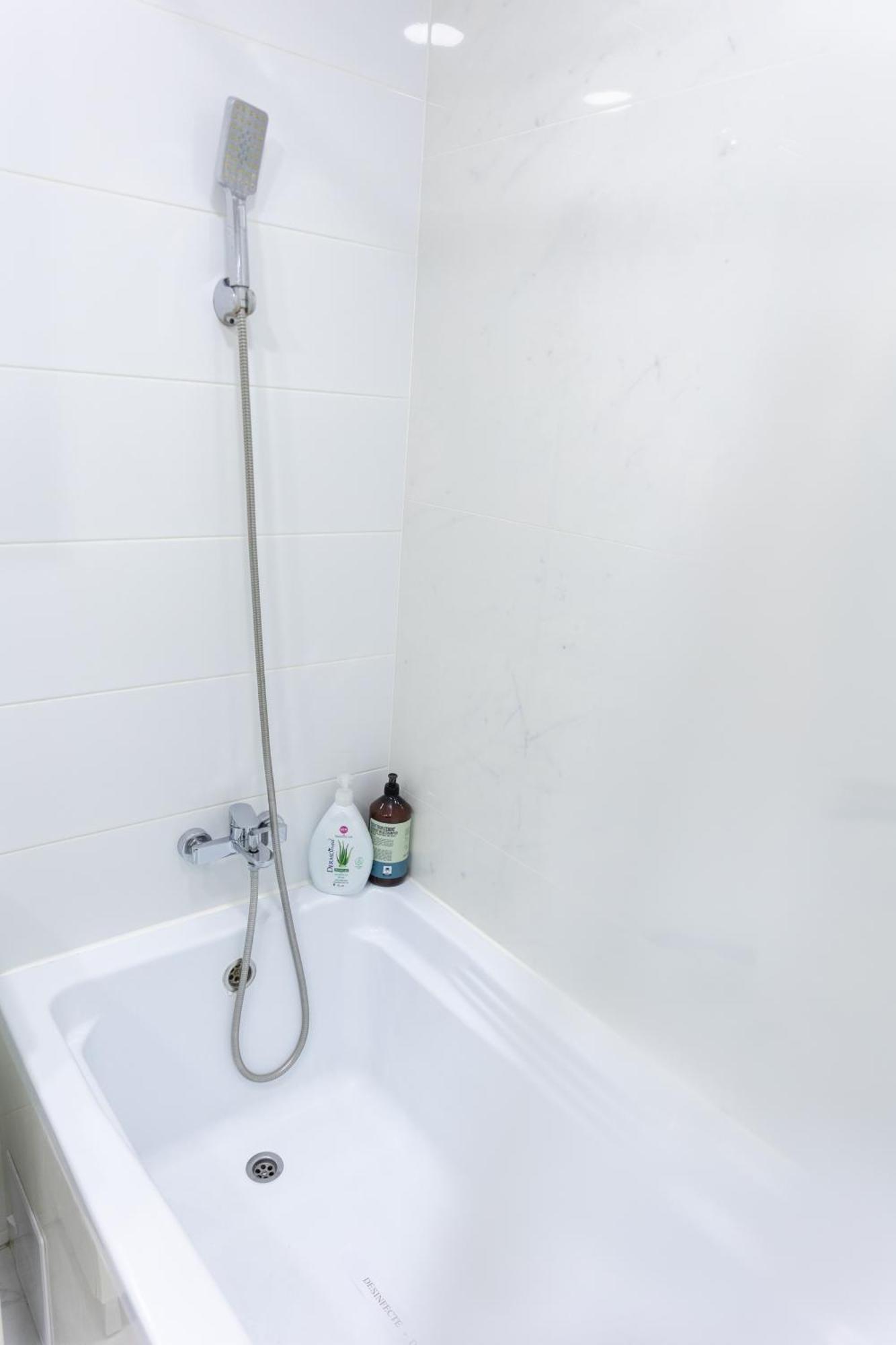 Astar Apartments - Extra Large Radauti Luaran gambar