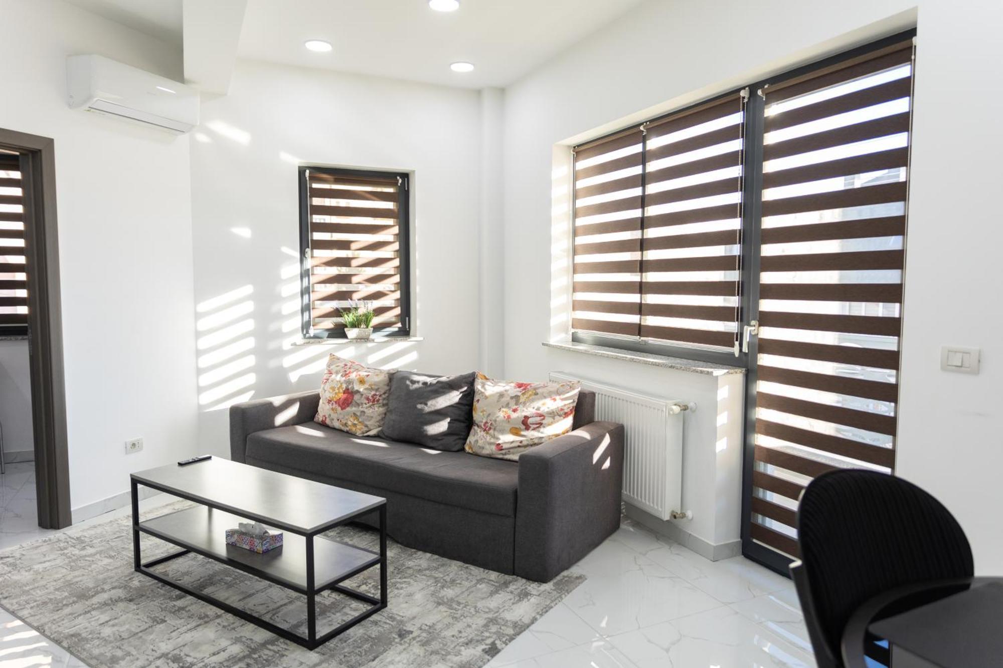 Astar Apartments - Extra Large Radauti Luaran gambar
